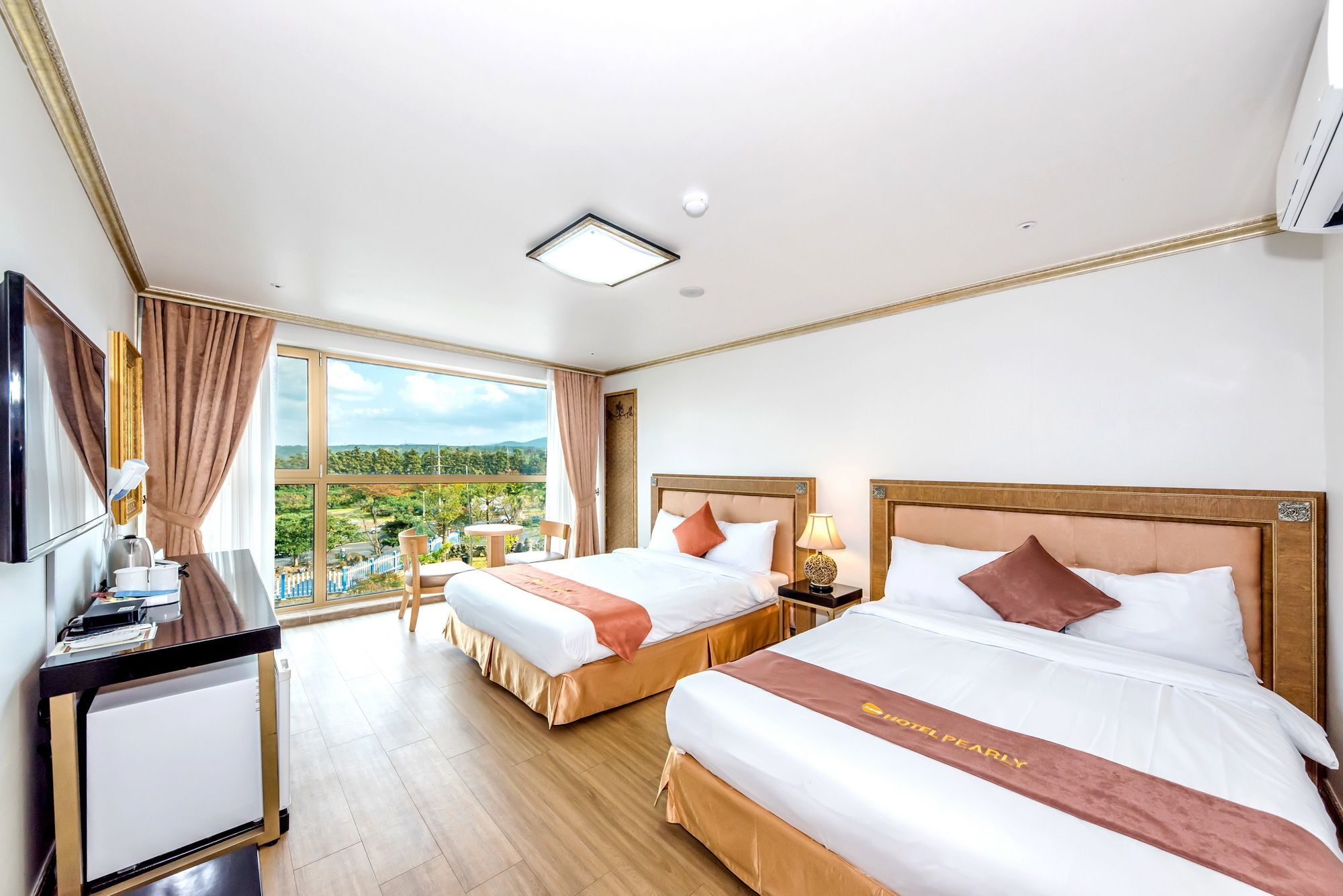 Pearly Hotel Jeju Bagian luar foto
