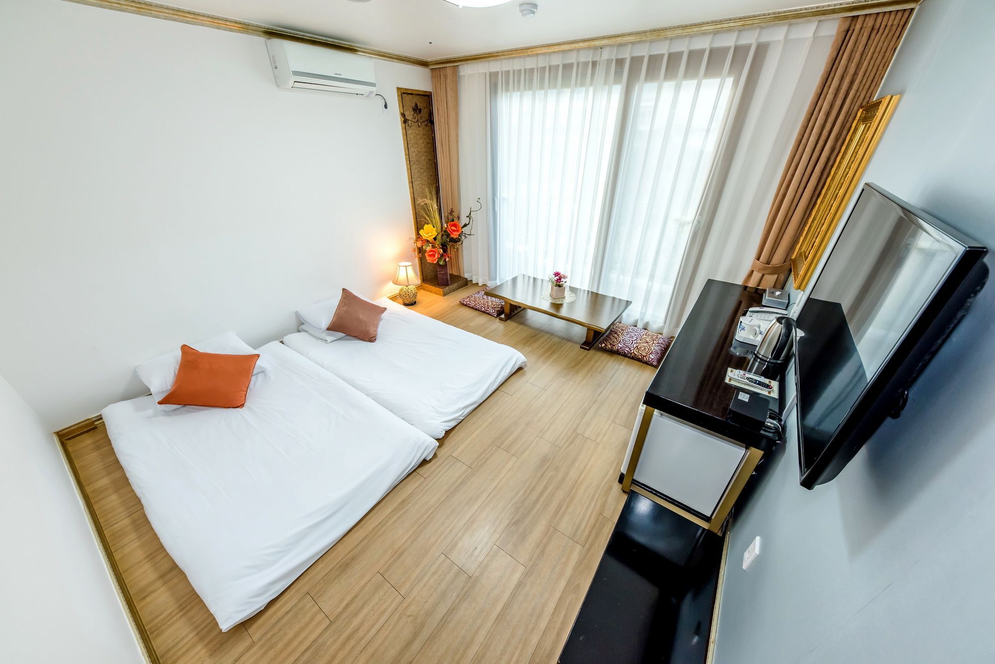 Pearly Hotel Jeju Bagian luar foto